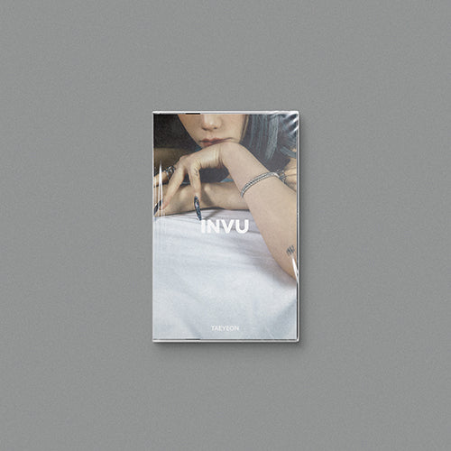TAEYEON - 3rd Full Album : INVU (TAPE Ver)