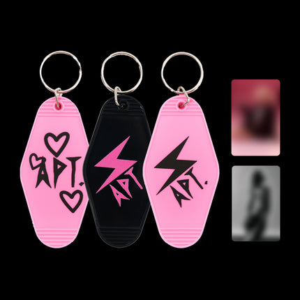 BLACKPINK ROSÉ - APT KEYCHAIN / [ROSIE] OFFICIAL MD